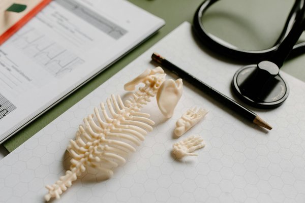 Comment les technologies de réalité augmentée peuvent-elles améliorer la formation en soins de santé mentale?